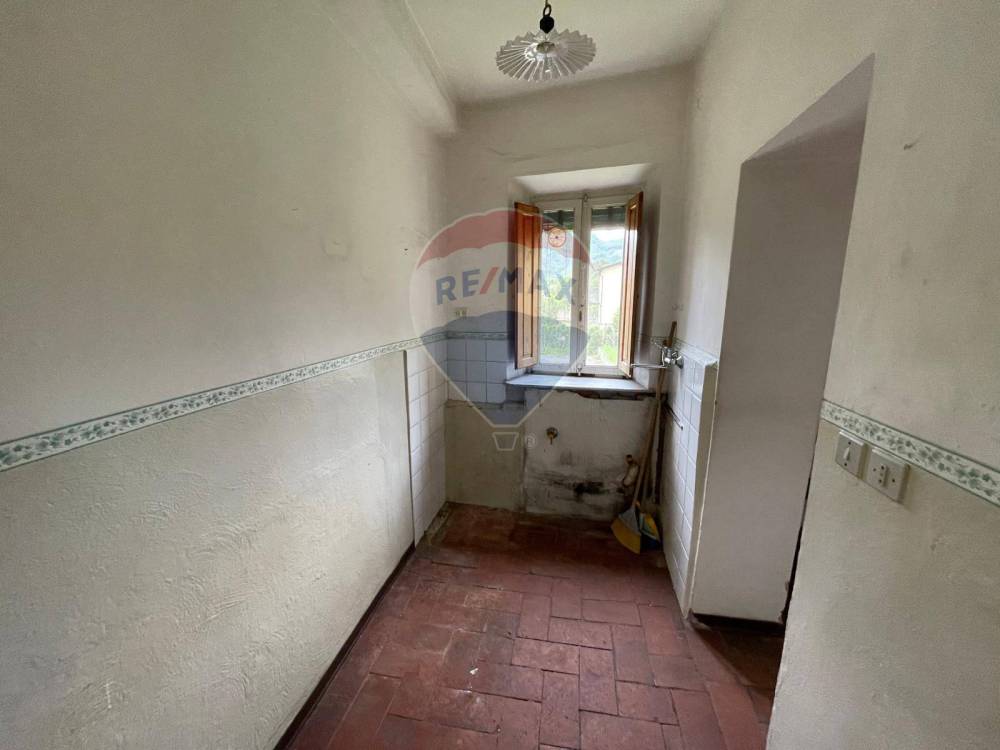 appartamento in vendita a Bagni di Lucca in zona Fornoli