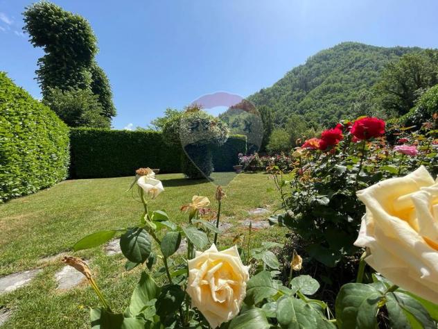 casa indipendente in vendita a Bagni di Lucca in zona Fornoli