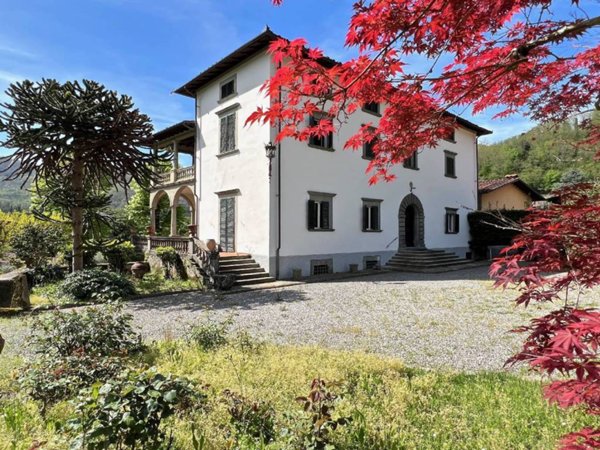 casa indipendente in vendita a Bagni di Lucca in zona La Villa