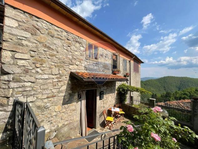 casa indipendente in vendita a Bagni di Lucca in zona Montefegatesi