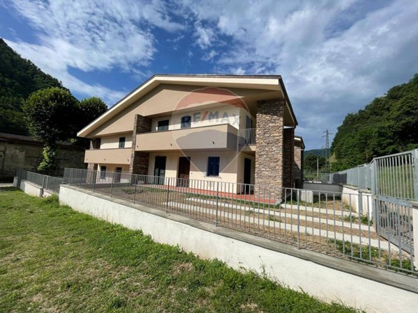 appartamento in vendita a Bagni di Lucca in zona Fornoli