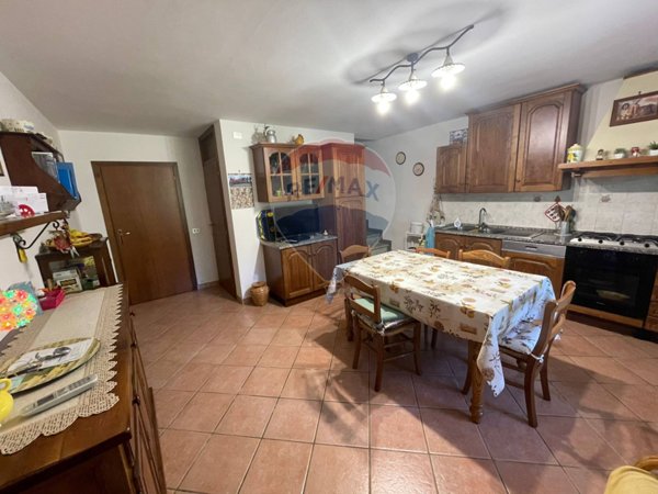 casa indipendente in vendita a Bagni di Lucca in zona Limano