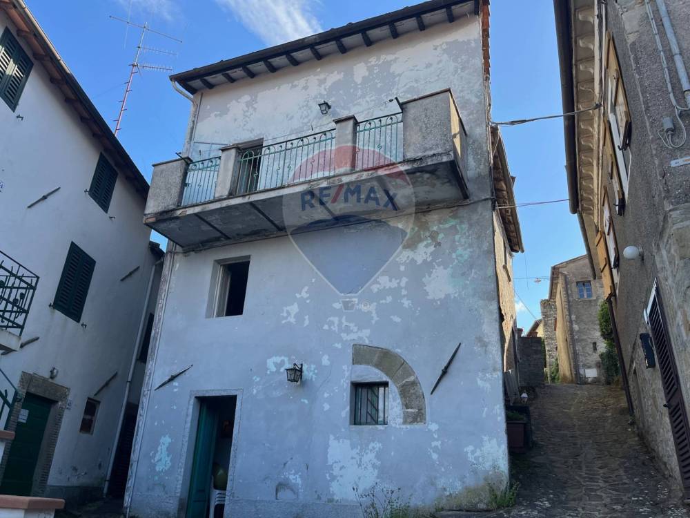 casa indipendente in vendita a Bagni di Lucca in zona Brandeglio
