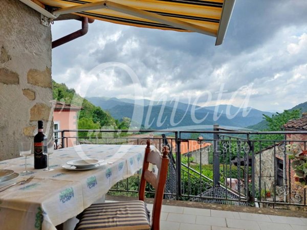casa indipendente in vendita a Bagni di Lucca in zona San Gemignano