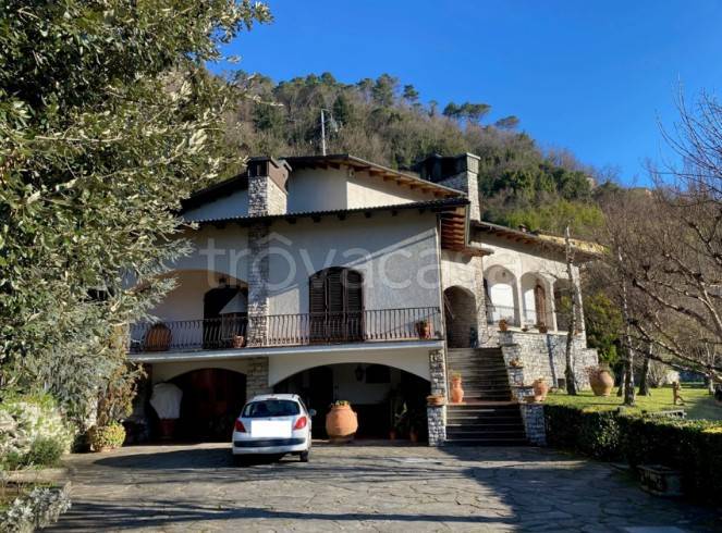 appartamento in vendita a Bagni di Lucca in zona La Villa