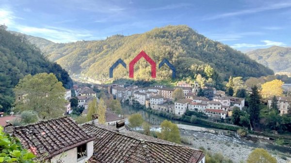 appartamento in vendita a Bagni di Lucca in zona Ponte a Serraglio