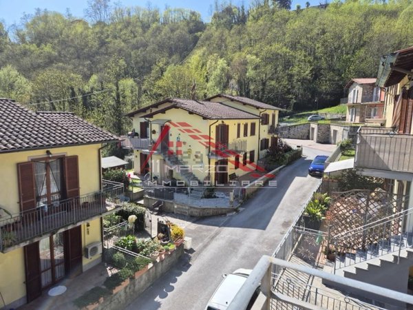 appartamento in vendita a Bagni di Lucca in zona Bagni Caldi