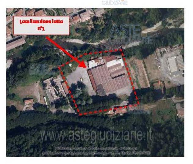 negozio in vendita a Bagni di Lucca in zona Ponte a Serraglio