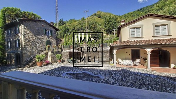 villa in vendita a Bagni di Lucca in zona La Villa