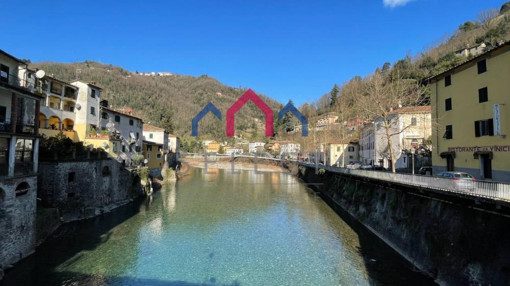 appartamento in vendita a Bagni di Lucca in zona Ponte a Serraglio