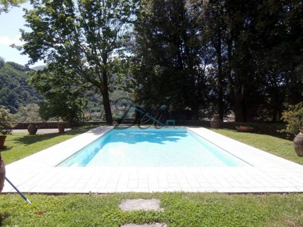 casa indipendente in vendita a Bagni di Lucca in zona La Villa