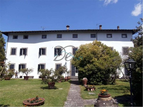 casa indipendente in vendita a Bagni di Lucca in zona La Villa