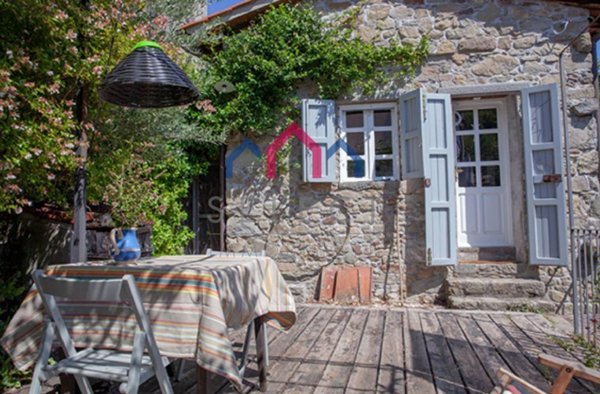 casa indipendente in vendita a Bagni di Lucca in zona Brandeglio
