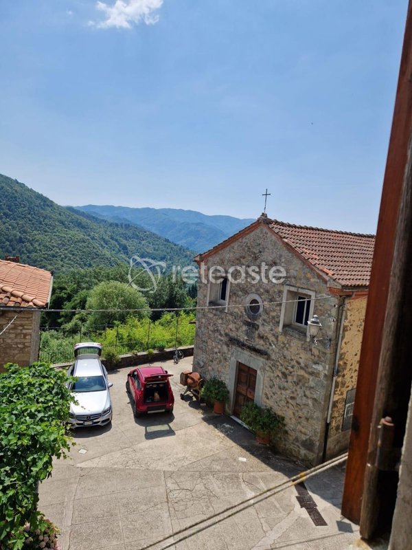 appartamento in vendita a Bagni di Lucca