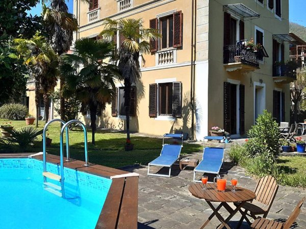 casa indipendente in vendita a Bagni di Lucca
