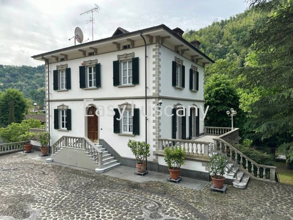 casa indipendente in vendita a Bagni di Lucca in zona La Villa
