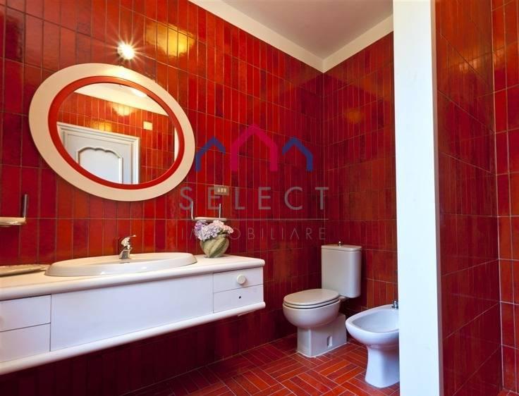 casa indipendente in vendita a Bagni di Lucca in zona La Villa