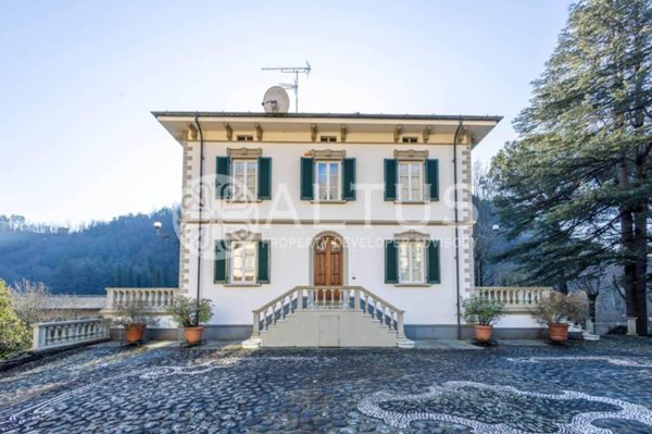 casa indipendente in vendita a Bagni di Lucca in zona La Villa