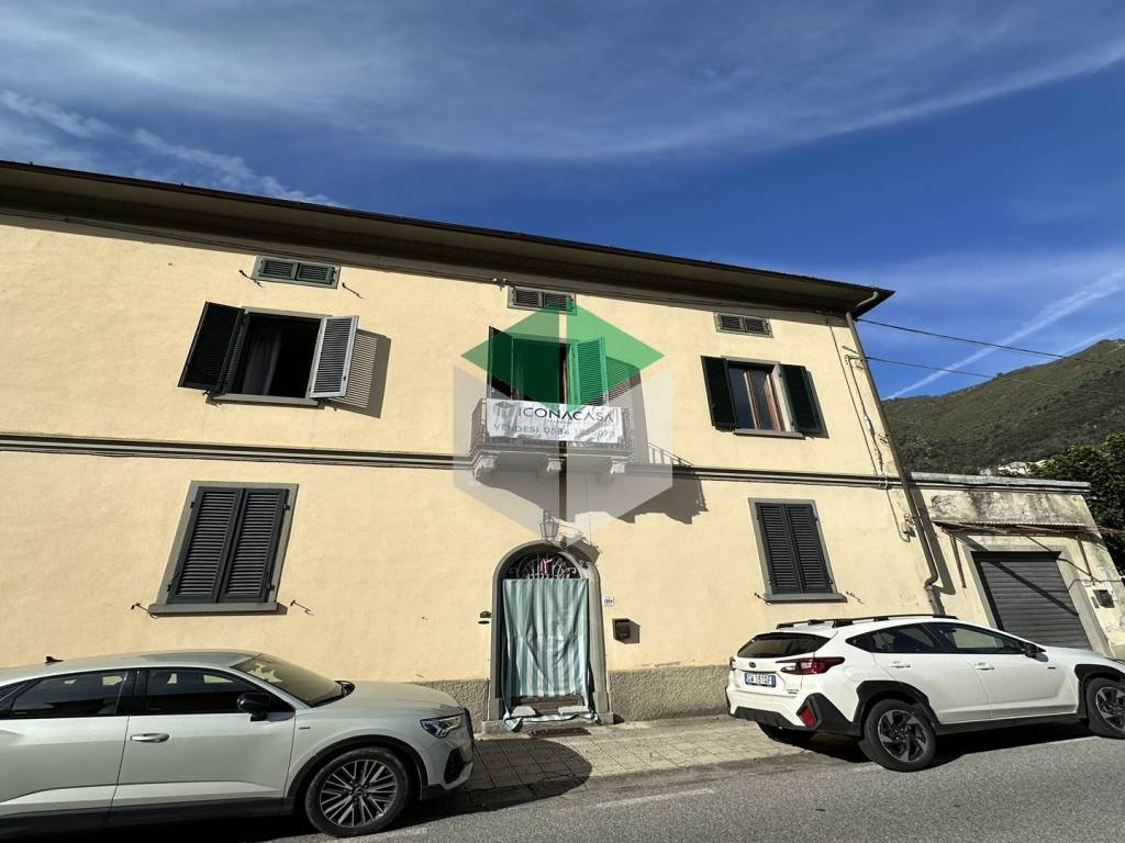 appartamento in vendita a Bagni di Lucca