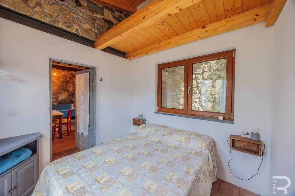 casa indipendente in vendita a Bagni di Lucca in zona Benabbio