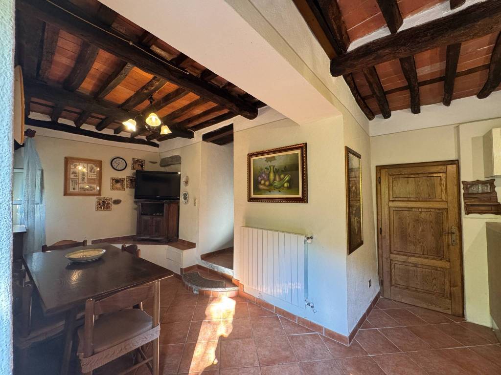 casa indipendente in vendita a Bagni di Lucca