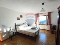 casa indipendente in vendita a Bagni di Lucca