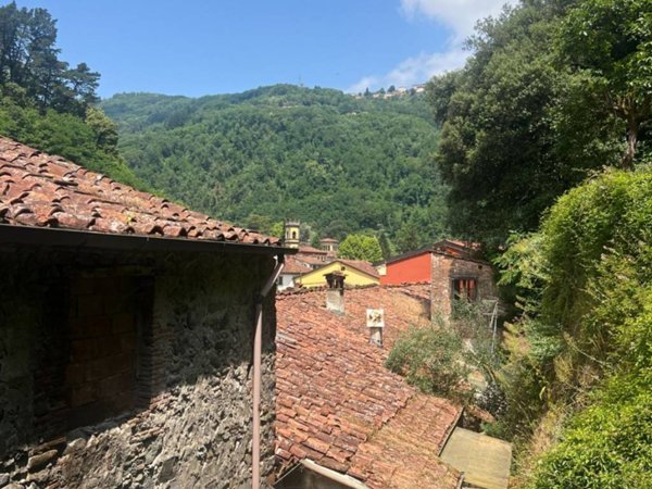 appartamento in vendita a Bagni di Lucca