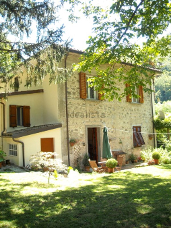 casa indipendente in vendita a Bagni di Lucca