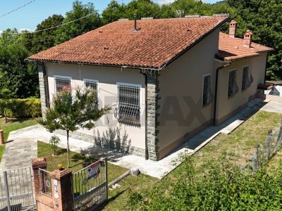 casa indipendente in vendita a Bagni di Lucca in zona Vico Pancellorum
