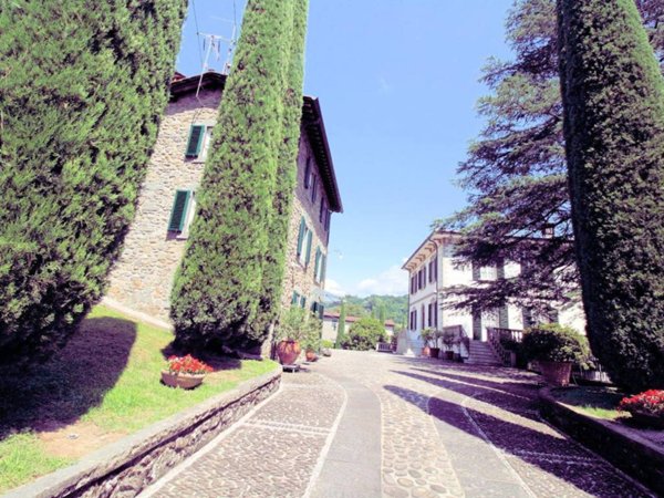 casa indipendente in vendita a Bagni di Lucca in zona La Villa