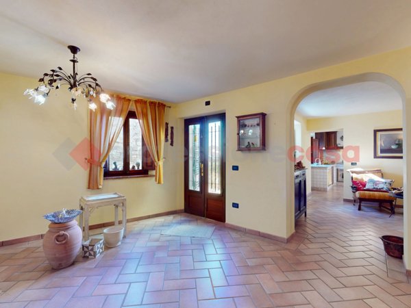 casa indipendente in vendita a Bagni di Lucca