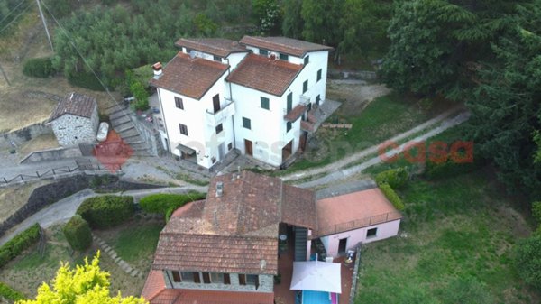 casa indipendente in vendita a Bagni di Lucca in zona Granaiola