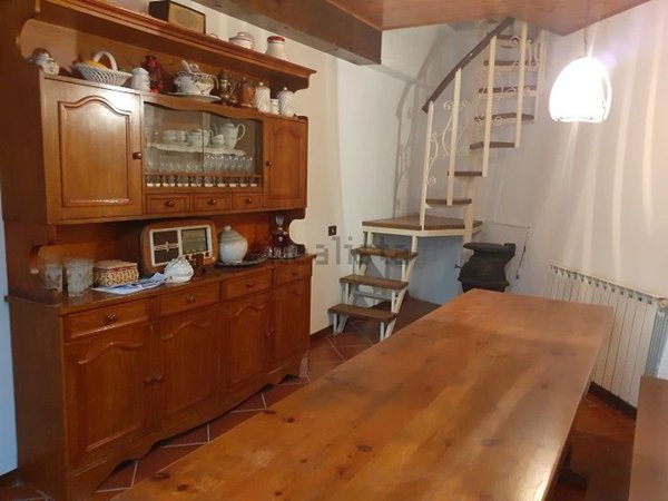casa indipendente in vendita a Bagni di Lucca in zona Fornoli