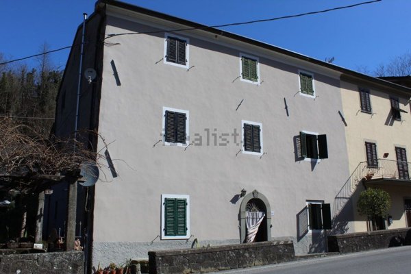 appartamento in vendita a Bagni di Lucca