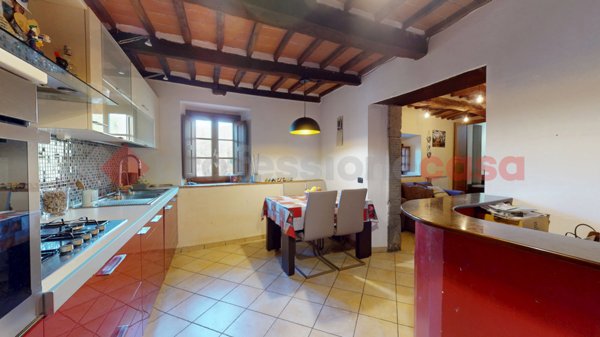 casa indipendente in vendita a Bagni di Lucca