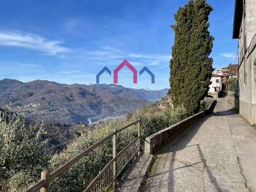 casa indipendente in vendita a Bagni di Lucca in zona Ponte a Serraglio