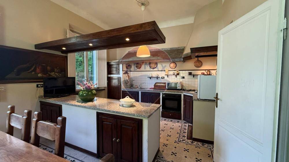 casa indipendente in vendita a Bagni di Lucca in zona Ponte a Serraglio