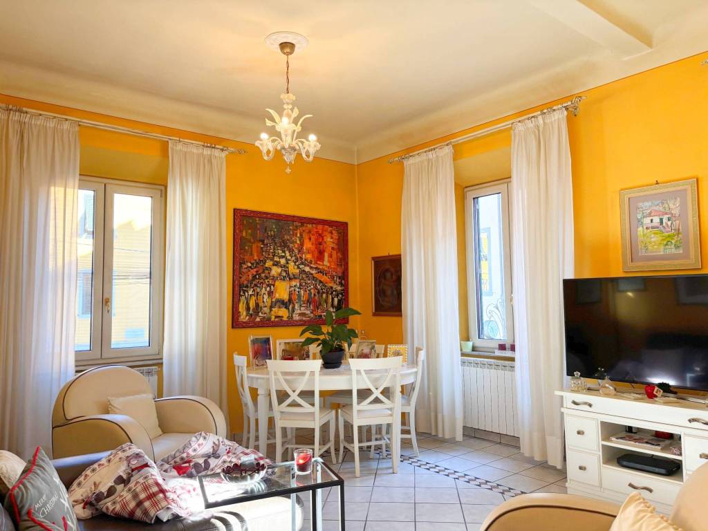 casa indipendente in vendita a Bagni di Lucca