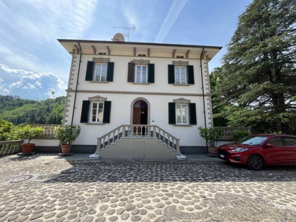 casa indipendente in vendita a Bagni di Lucca in zona La Villa