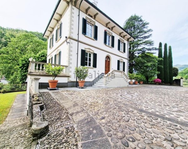 casa indipendente in vendita a Bagni di Lucca in zona La Villa