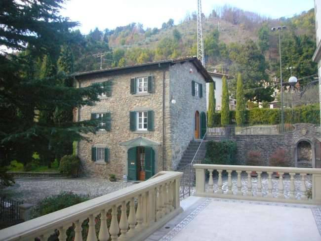 casa indipendente in vendita a Bagni di Lucca in zona La Villa
