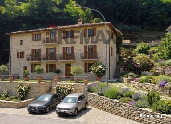 casa indipendente in vendita a Bagni di Lucca