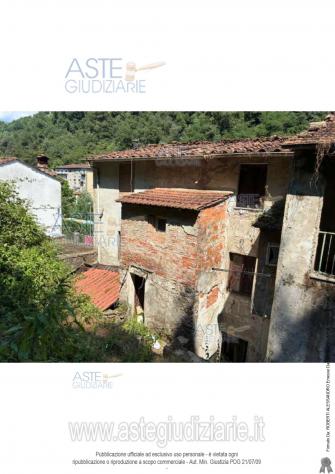 casa indipendente in vendita a Bagni di Lucca in zona Ponte a Serraglio