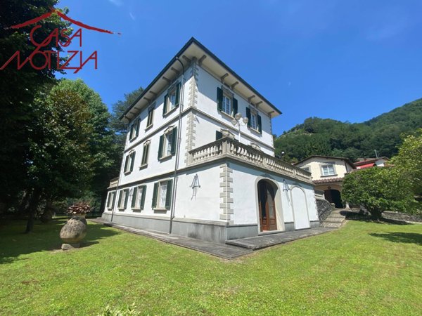 casa indipendente in vendita a Bagni di Lucca in zona La Villa