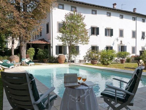 casa indipendente in vendita a Bagni di Lucca in zona La Villa
