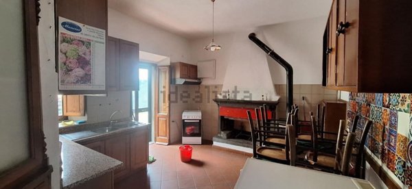 casa indipendente in vendita a Bagni di Lucca in zona Limano