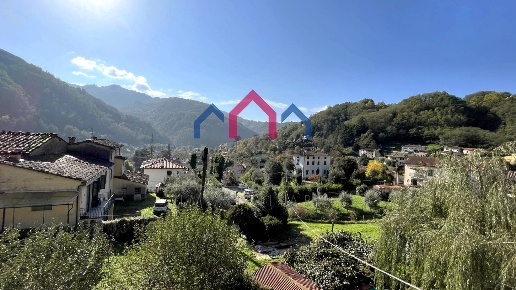 appartamento in vendita a Bagni di Lucca in zona Fabbriche di Casabasciana