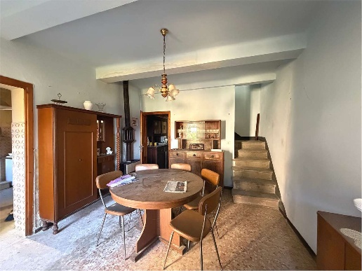 casa indipendente in vendita a Bagni di Lucca in zona Benabbio