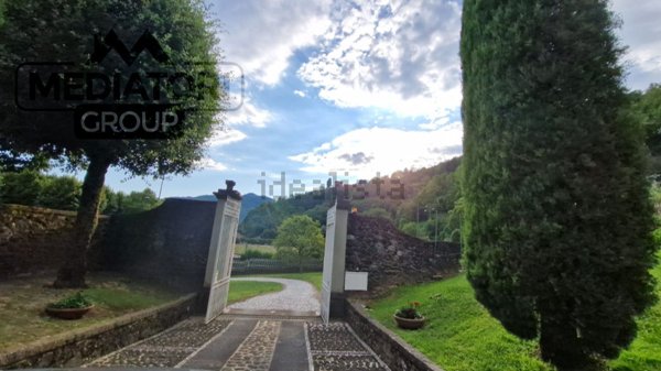 casa indipendente in vendita a Bagni di Lucca in zona Fornoli