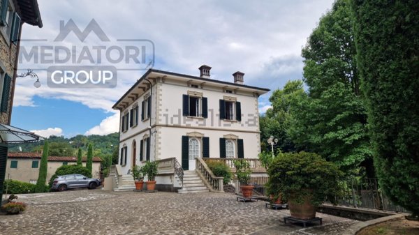 casa indipendente in vendita a Bagni di Lucca in zona Fornoli